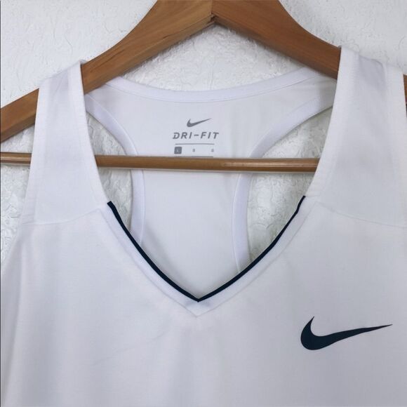 Ladies Nike Racerback Gym Top Sz L - Picture 3 of 6
